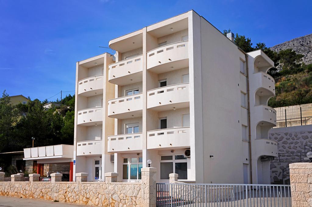 Sunrise Apartments And Studio Apartments Lokva Rogoznica Buitenkant foto