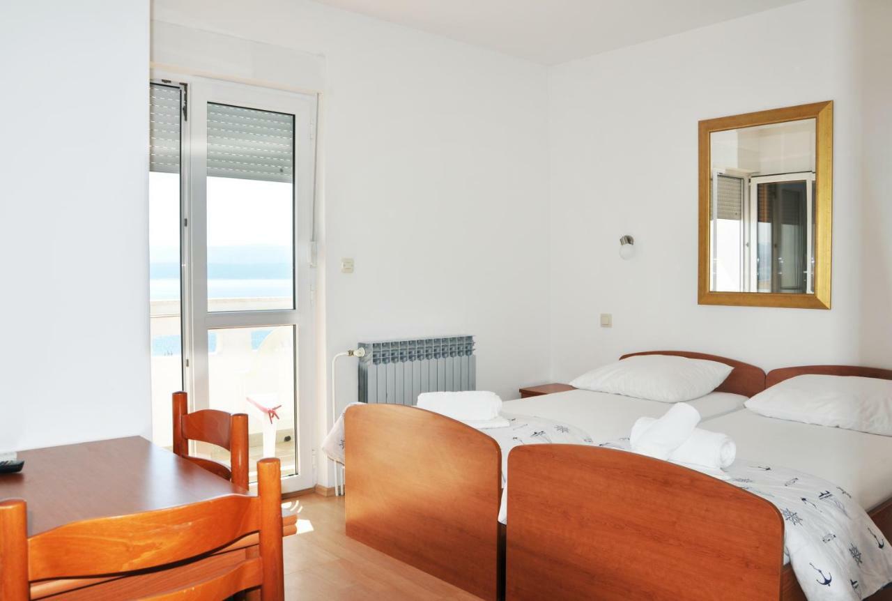 Sunrise Apartments And Studio Apartments Lokva Rogoznica Buitenkant foto