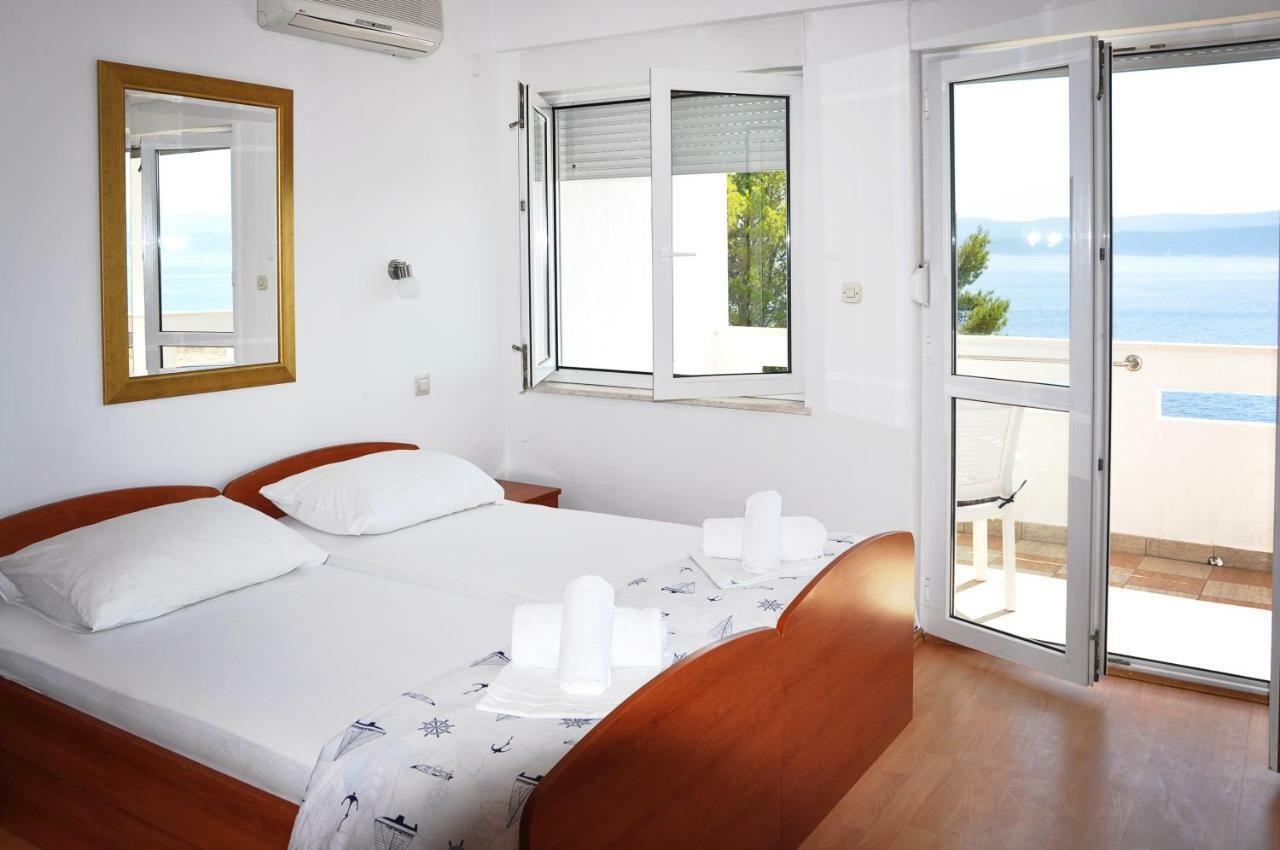 Sunrise Apartments And Studio Apartments Lokva Rogoznica Buitenkant foto