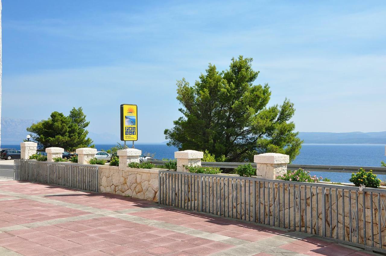 Sunrise Apartments And Studio Apartments Lokva Rogoznica Buitenkant foto
